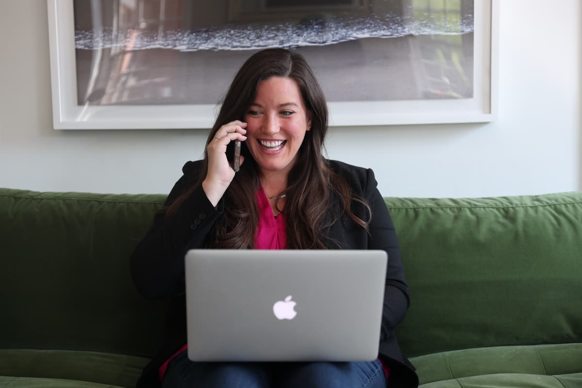 9 Scripts To Bolster Your Team’s Cold Calling Rates