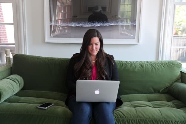 Why Real Estate Investors Need Virtual Assistant Software