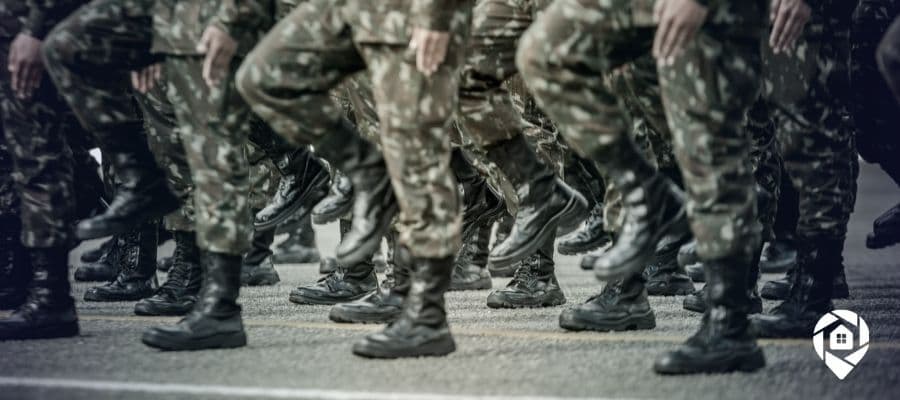 Veteran transitioning to real estate — from service to property success.