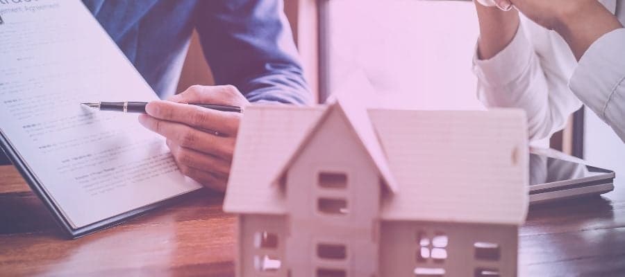 Wholesaling vs. Traditional Real Estate Investing