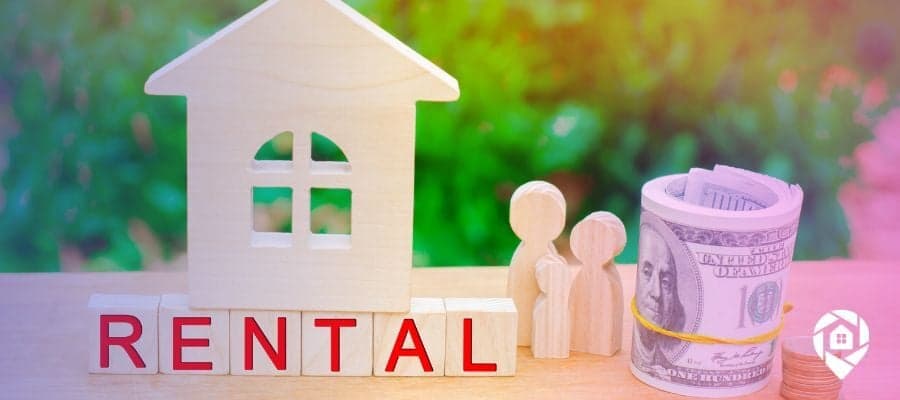 a wood house on top of blocks that say rental